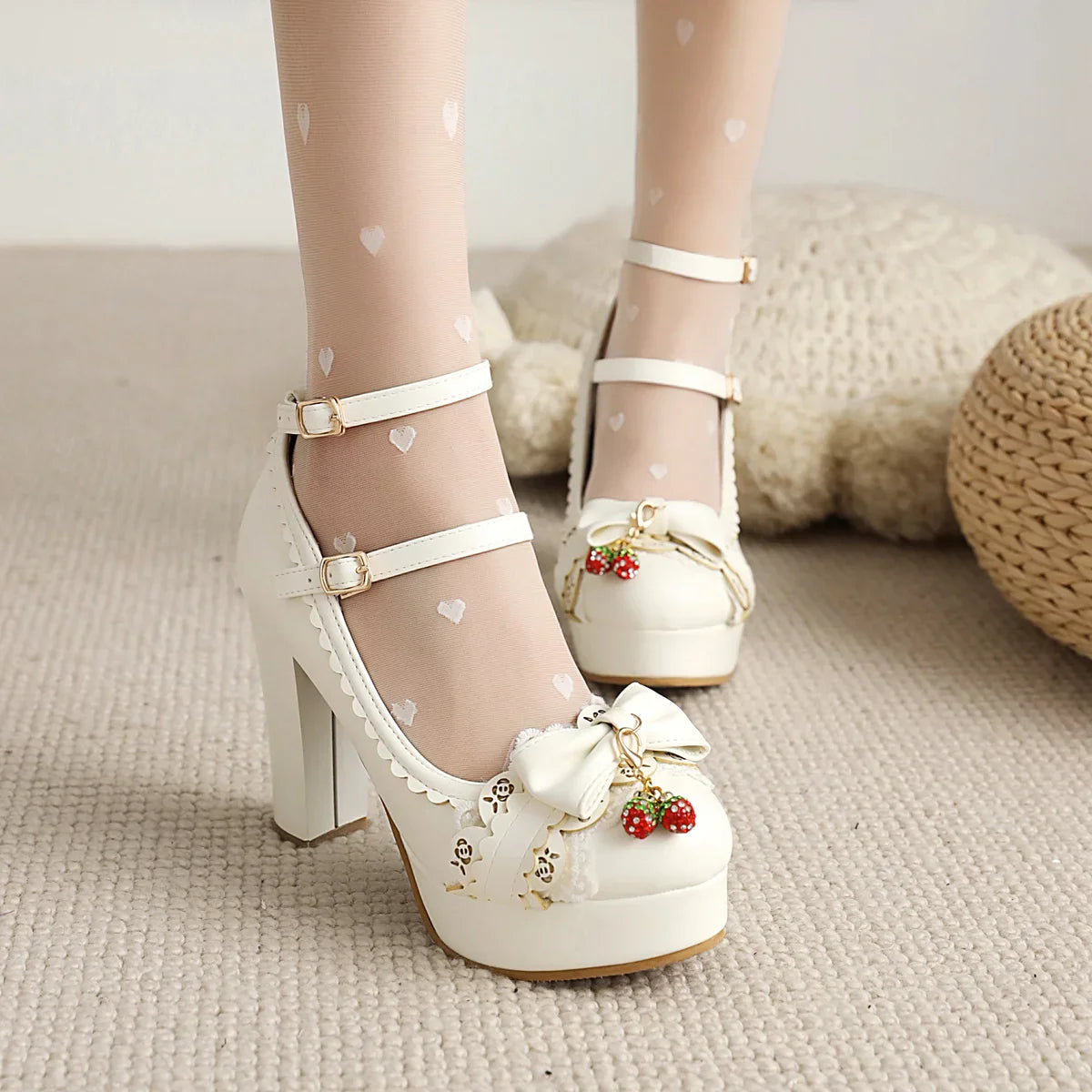 GOTISCHE SOMMERSCHUHE