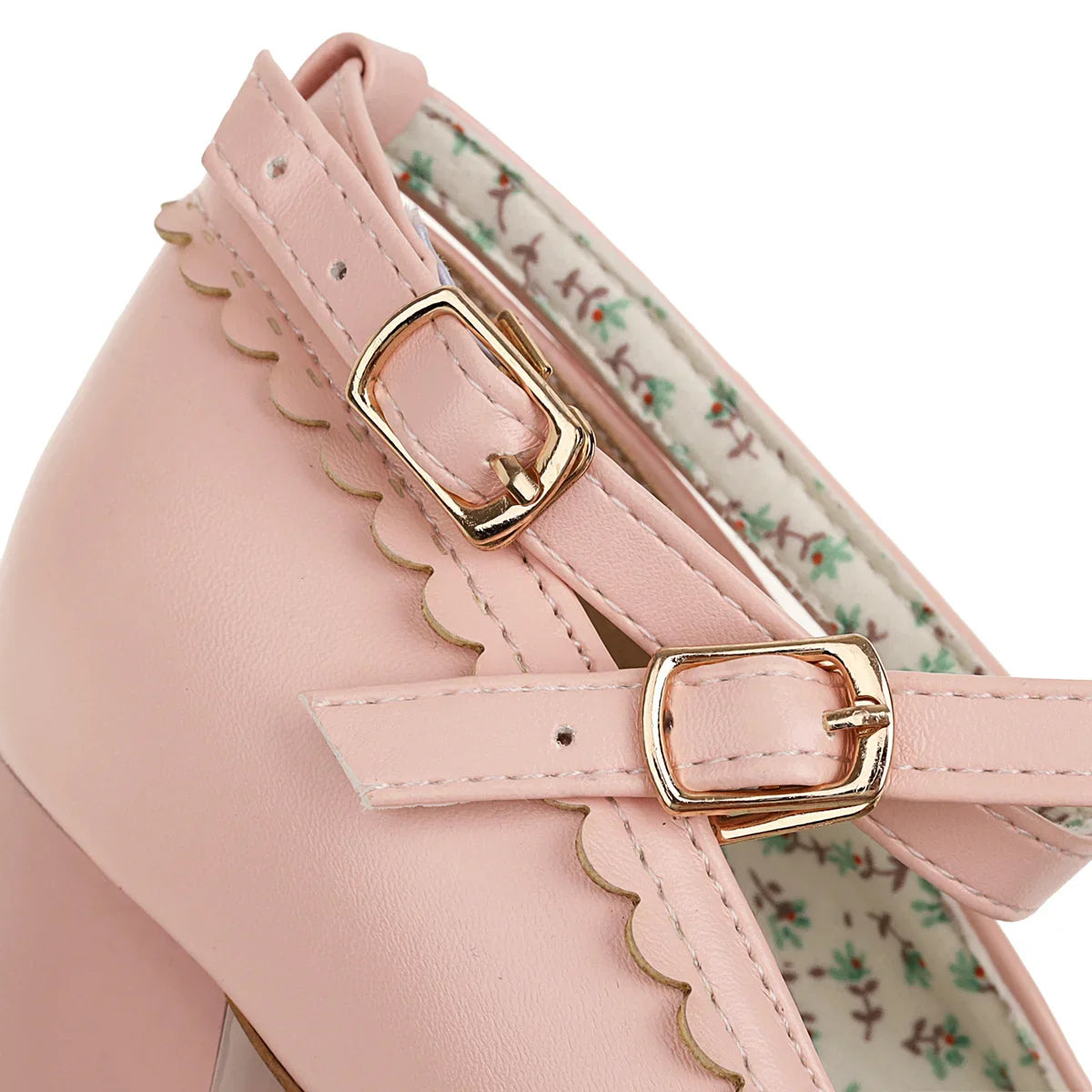 GOTISCHE SOMMERSCHUHE