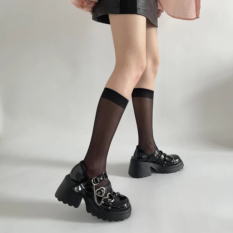 Gothic-Stiefeletten mit hohem Absatz