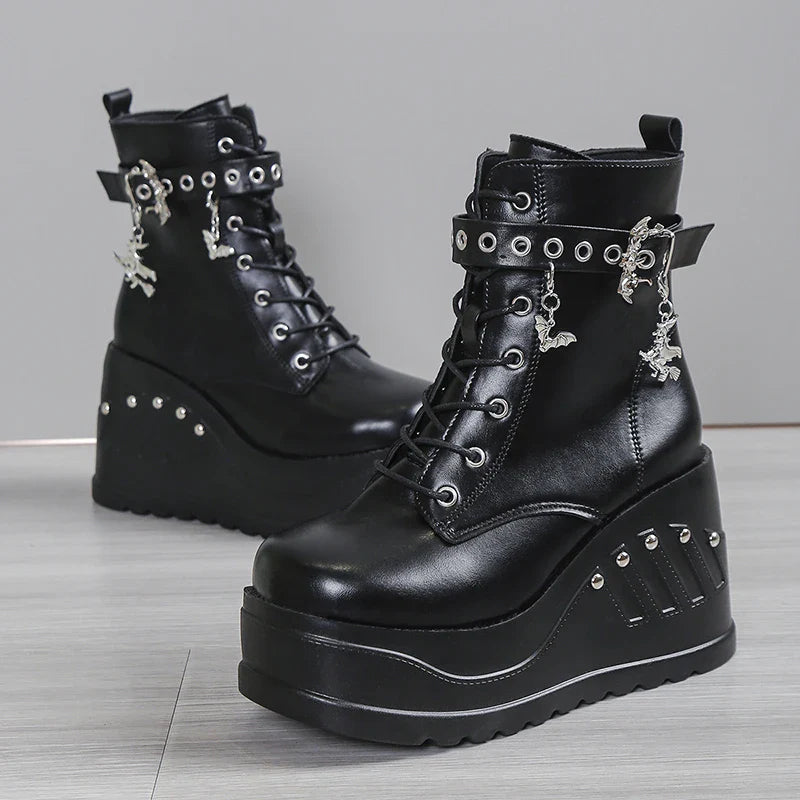 Abyssal hohe schwarze Stiefel