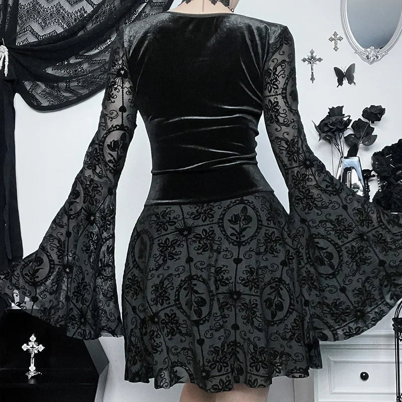VIKTORIANISCHES GOTISCHES SPITZENKLEID