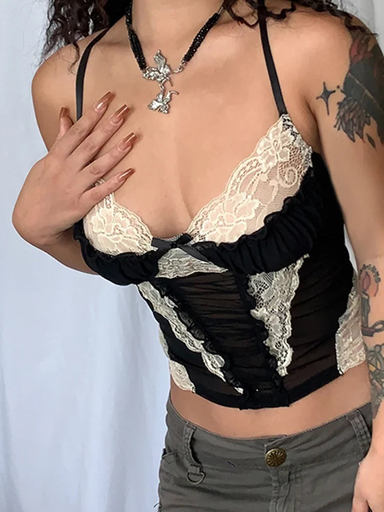 Schwarzes Gothic-Top aus der Rockmore-Kollektion
