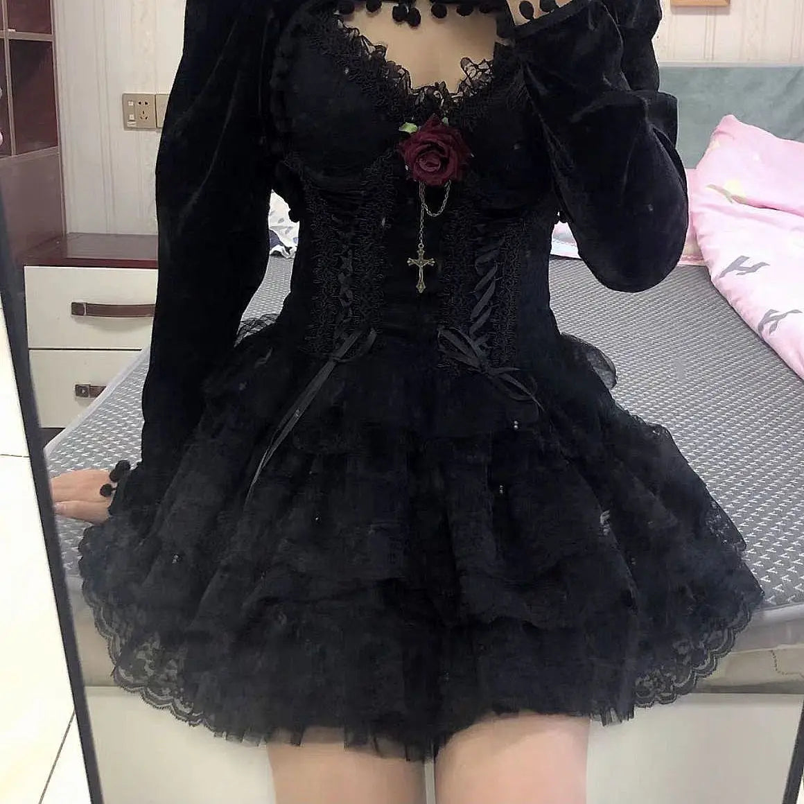 Jupe gothique en maille noire