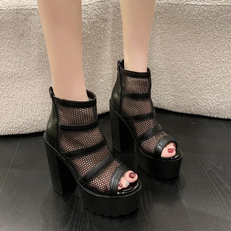Gothic-Schuhe mit Mesh