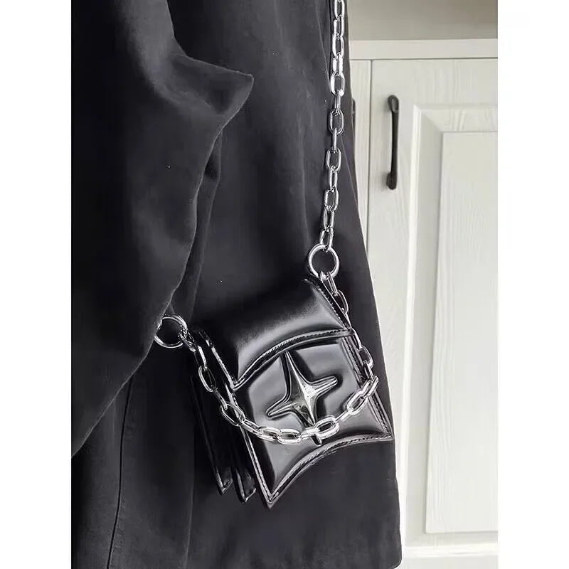 Sac chaîne avec croix - noir