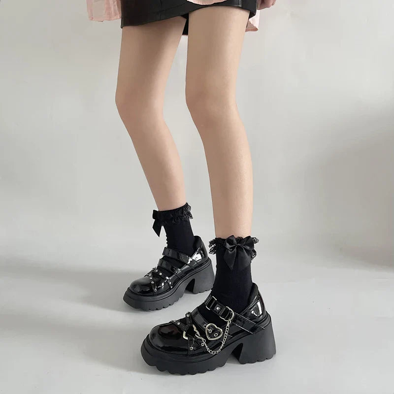Gothic-Stiefeletten mit hohem Absatz