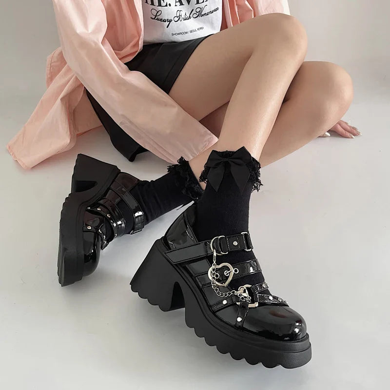 Gothic-Stiefeletten mit hohem Absatz