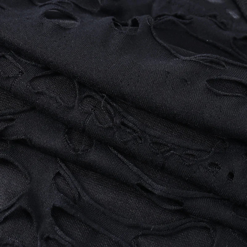 Kurzes Gothic-Kleid mit Löchern