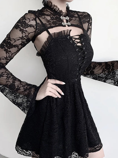 Haut gothique en dentelle
