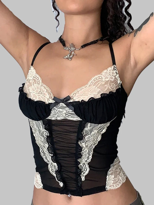Schwarzes Gothic-Top aus der Rockmore-Kollektion