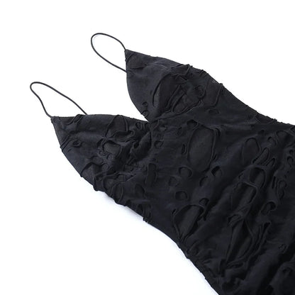 Kurzes Gothic-Kleid mit Löchern