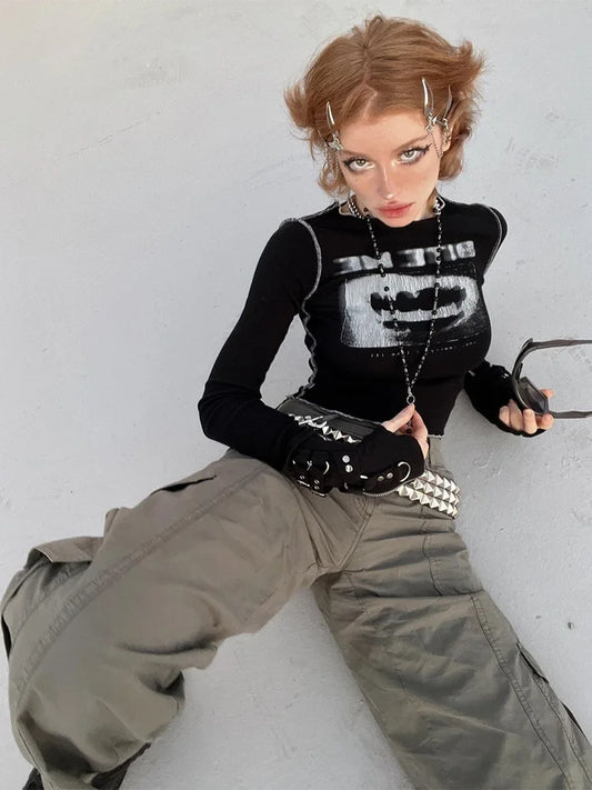 T-shirt grunge noir