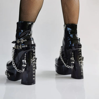 Gothic-Keilschuhe mit Riemchen