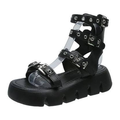 Schwarze Sandalen mit Verschluss