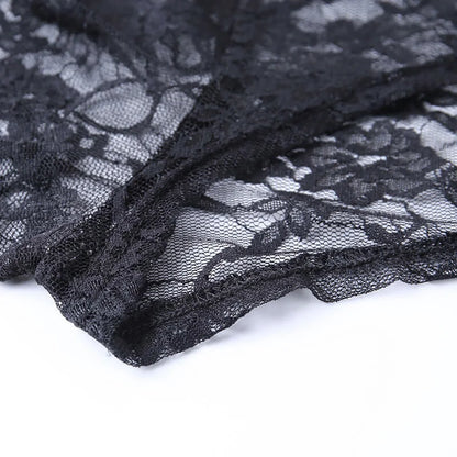 Haut gothique en dentelle