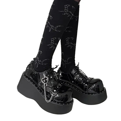 Chaussures compensées gothiques 