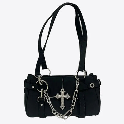 Sac à main gothique avec une croix